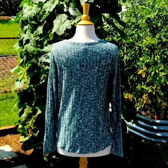 NWT Bobeau Long sleeve Shirt - Picture 3 of 9